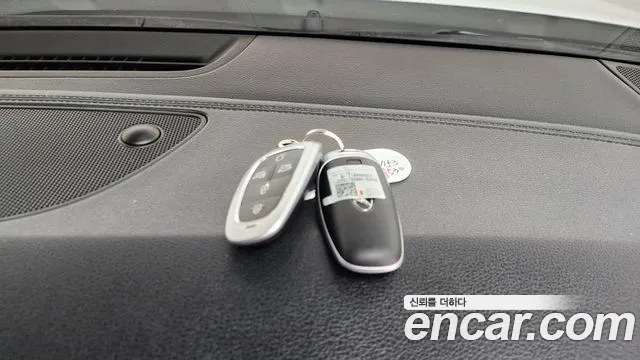 Hyundai Grandeur Новый Grandeur IG 3.0 LPi (Для проката) — Фото автомобиля 17