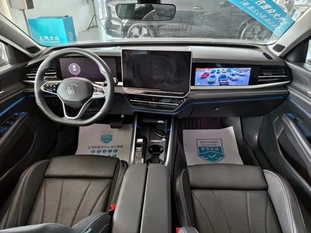 Volkswagen Passat — Фото автомобиля 5