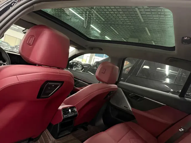 BMW 5 Series — Фото автомобиля 8
