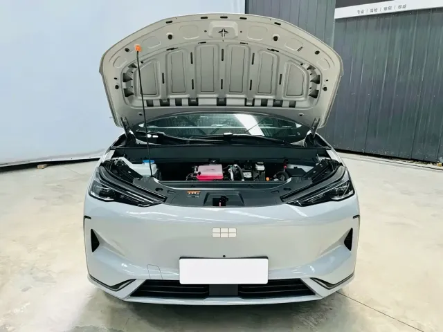 Geely Galaxy E5 — Фото автомобиля 26