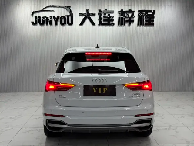 Audi Q3 — Фото автомобиля 5