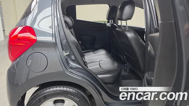 Chevrolet Spark — Фото автомобиля 11