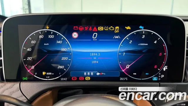 Mercedes-Benz E-Class — Фото автомобиля 8