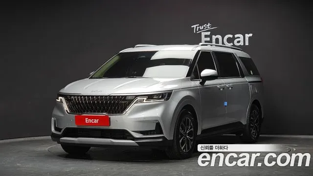 Фотография автомобиля — Kia Carnival Generation 4