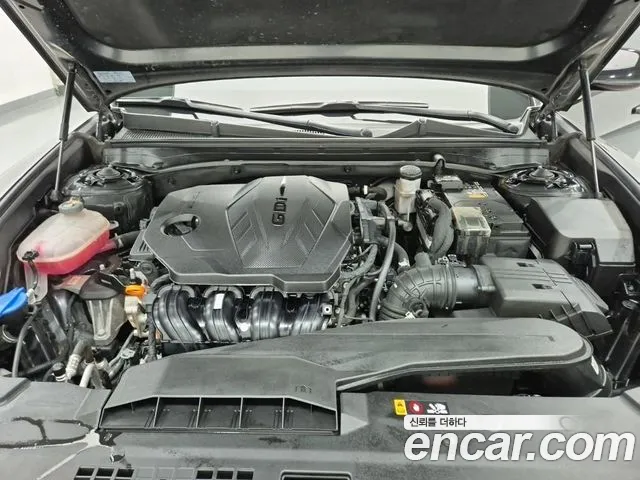 Hyundai Grandeur Grandeur (GN7) 2.5 Бензин 2WD — Фото автомобиля 5