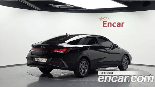 Hyundai AVANTE Новый Avante (CN7) — Фото автомобиля 2