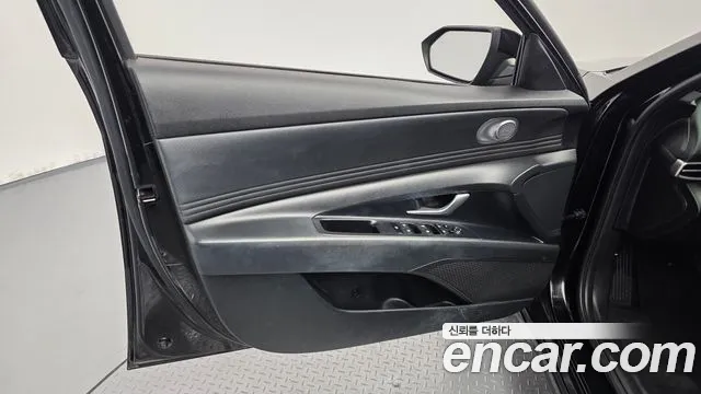 Hyundai AVANTE Avante (CN7) — Фото автомобиля 24
