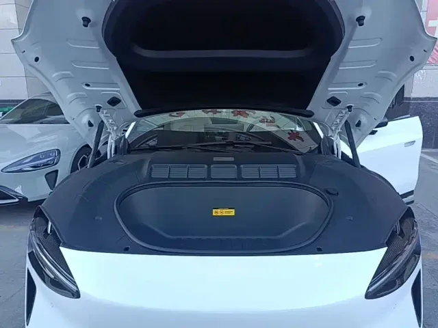 Xiaomi YU7 — Фото автомобиля 19