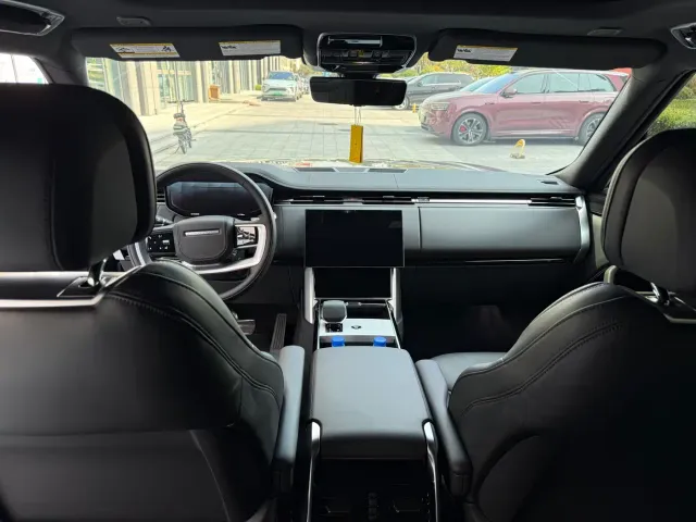 Land Rover Range Rover — Фото автомобиля 13