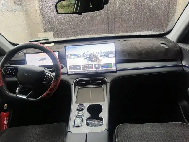 Chery Fengyun Fengyun T8 2025 Model 1.5T 130km Luxury 5-Seater — Фото автомобиля 12