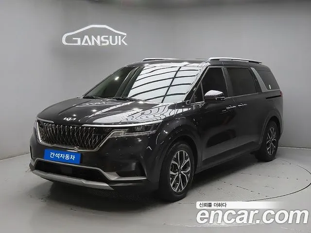 Kia Carnival Generation 4 — Фото автомобиля 2