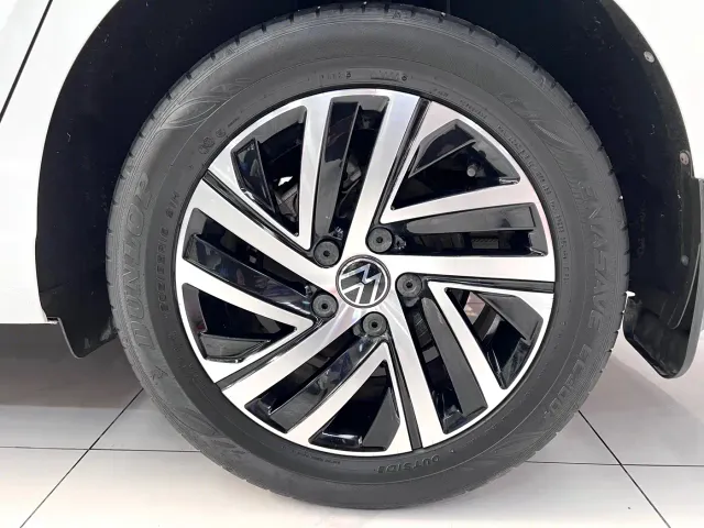Volkswagen Lavida — Фото автомобиля 14