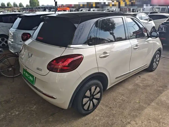 Wuling Bingo — Фото автомобиля 6