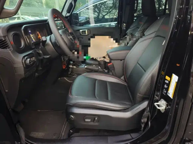 Jeep Wrangler — Фото автомобиля 7
