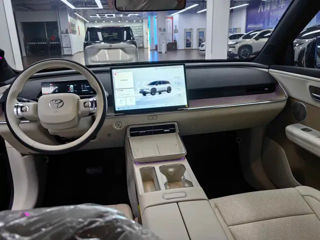 Toyota BoZhi 3X — Фото автомобиля 19