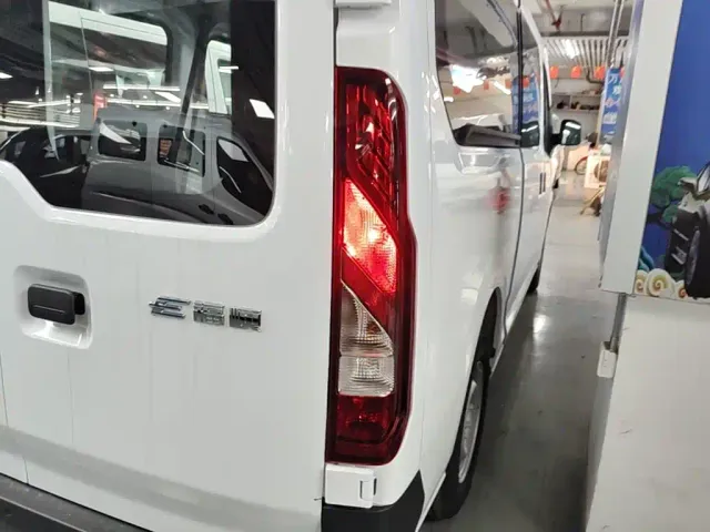 JMC E-Fushun — Фото автомобиля 7