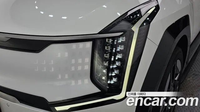 Kia EV9 — Фото автомобиля 7