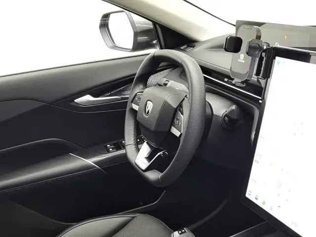 Changan Eado — Фото автомобиля 22