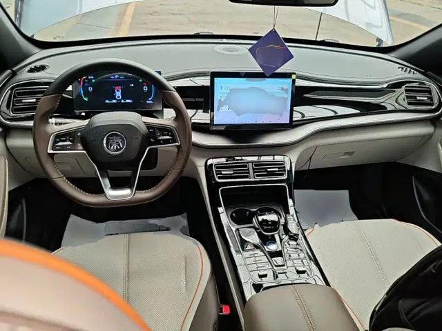 BYD Qin PLUS — Фото автомобиля 9