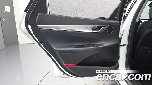 Hyundai Grandeur Grandeur (New) — Фото автомобиля 14