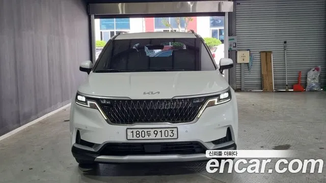 Kia Canival Carnival 4 поколение Дизель 9 мест Prestige — Фото автомобиля 2