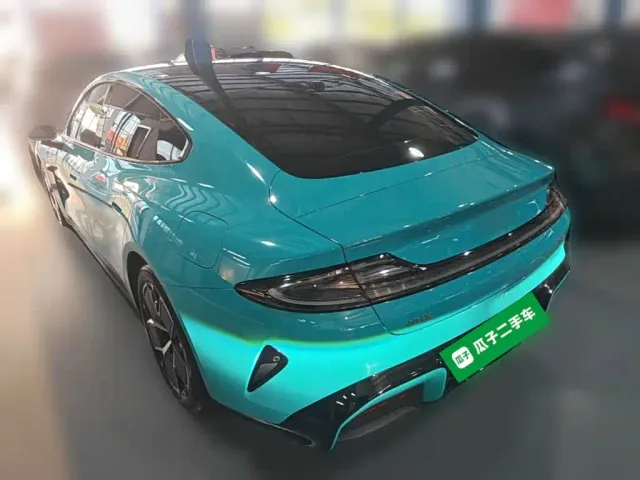 Xiaomi SU7 — Фото автомобиля 6