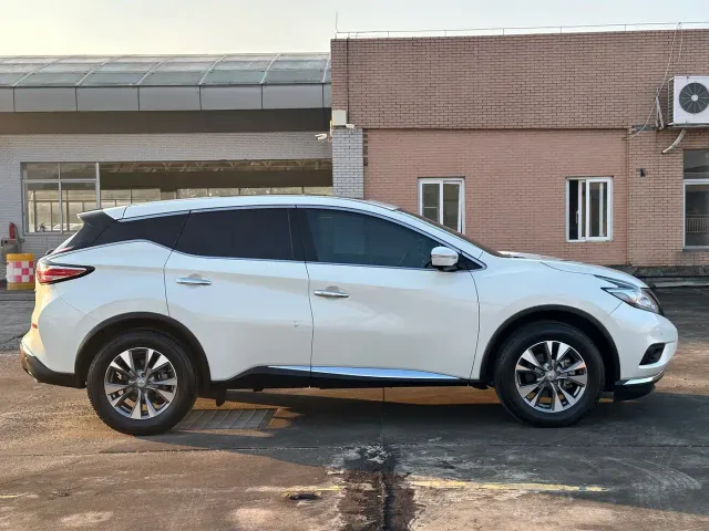 Nissan Murano — Фото автомобиля 4