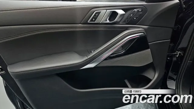 BMW X6 xDrive40i M Sport — Фото автомобиля 6