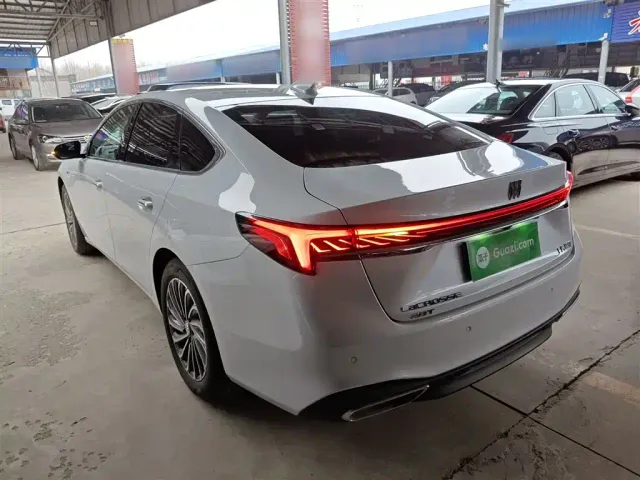 Buick LaCrosse — Фото автомобиля 22