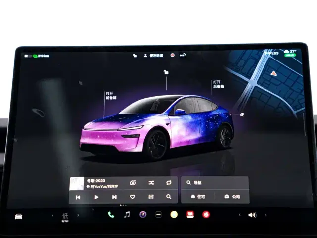 Tesla Model Y — Фото автомобиля 21