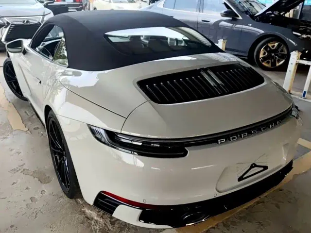 Porsche 911 — Фото автомобиля 13