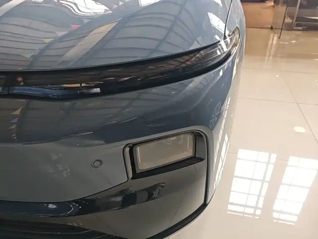 Leapmotor B01 — Фото автомобиля 23