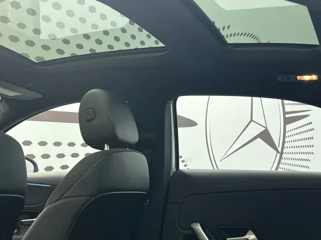 Mercedes-Benz A-Class — Фото автомобиля 8