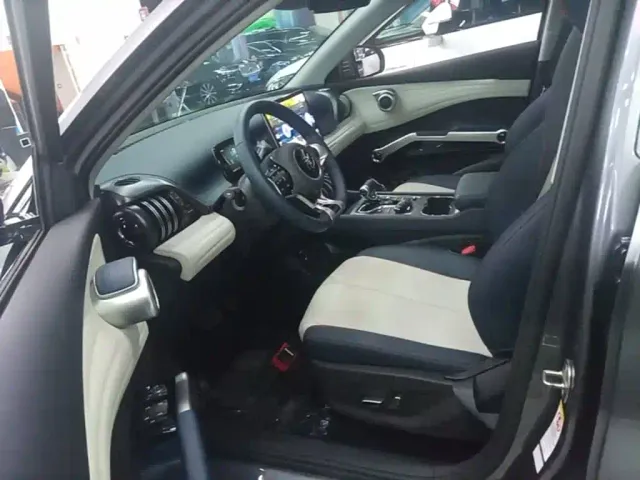 BYD Yuan PLUS — Фото автомобиля 15