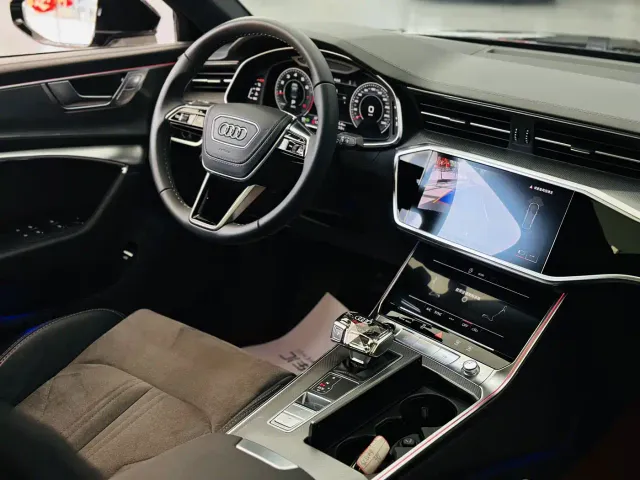 Audi A6L — Фото автомобиля 8