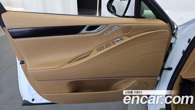 Genesis G80 RG3 — Фото автомобиля 13