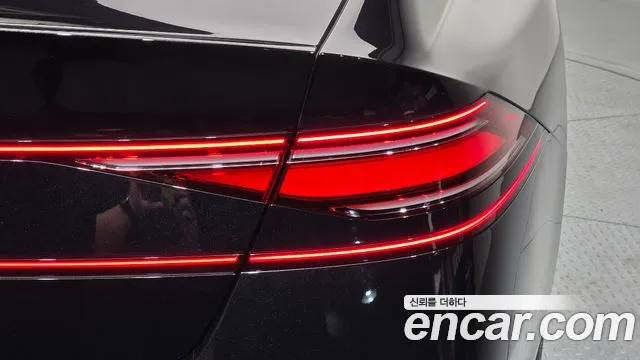 Genesis G90 Бензин 3.5 турбо AWD — Фото автомобиля 16