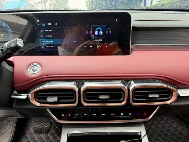 Jetour X70 Plus — Фото автомобиля 10