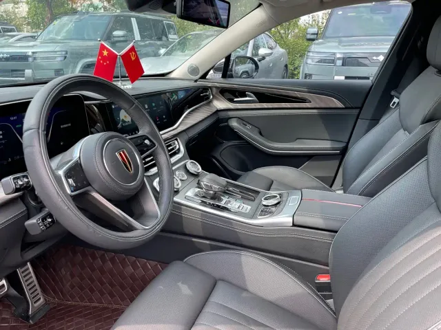 Hongqi H9 — Фото автомобиля 6