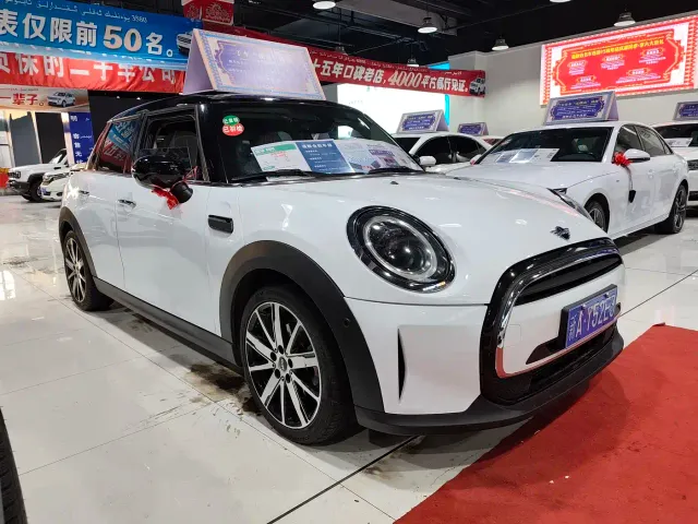 MINI Hatch — Фото автомобиля 3