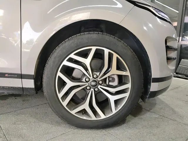 Land Rover Range Rover Evoque — Фото автомобиля 17
