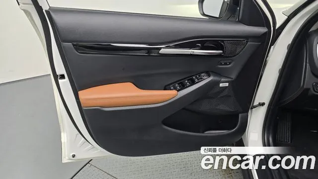 Kia Seltos New — Фото автомобиля 13