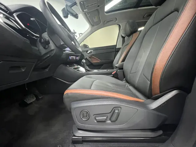 Audi Q3 — Фото автомобиля 14