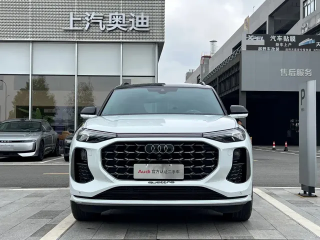 Audi Q6 — Фото автомобиля 2