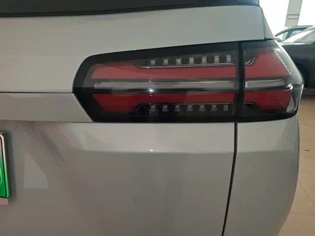 Wuling Motors Xingguang 730 New Energy 2025 Model Plug-in Hybrid Base Version — Фото автомобиля 7