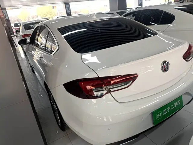 Buick Regal — Фото автомобиля 4