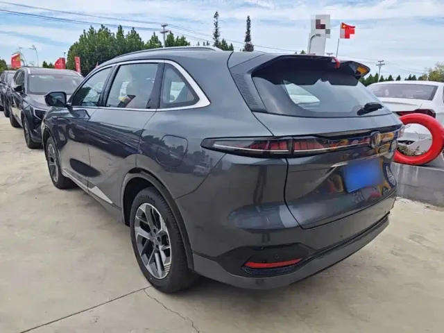 Changan CS75 Plus — Фото автомобиля 4