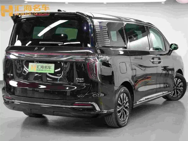 Hongqi HQ9 PHEV — Фото автомобиля 4
