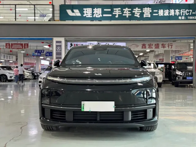 Фотография автомобиля — Li Auto L7