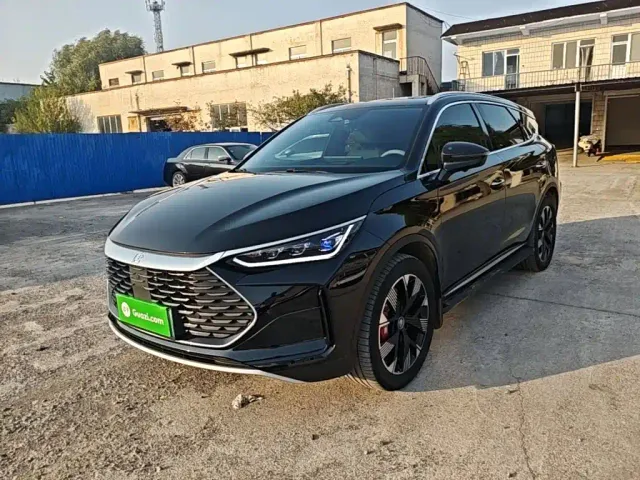 Фотография автомобиля — BYD Tang